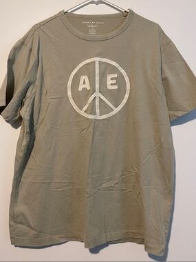 American Eagle Outfitters Olive Graphic Peace Tee